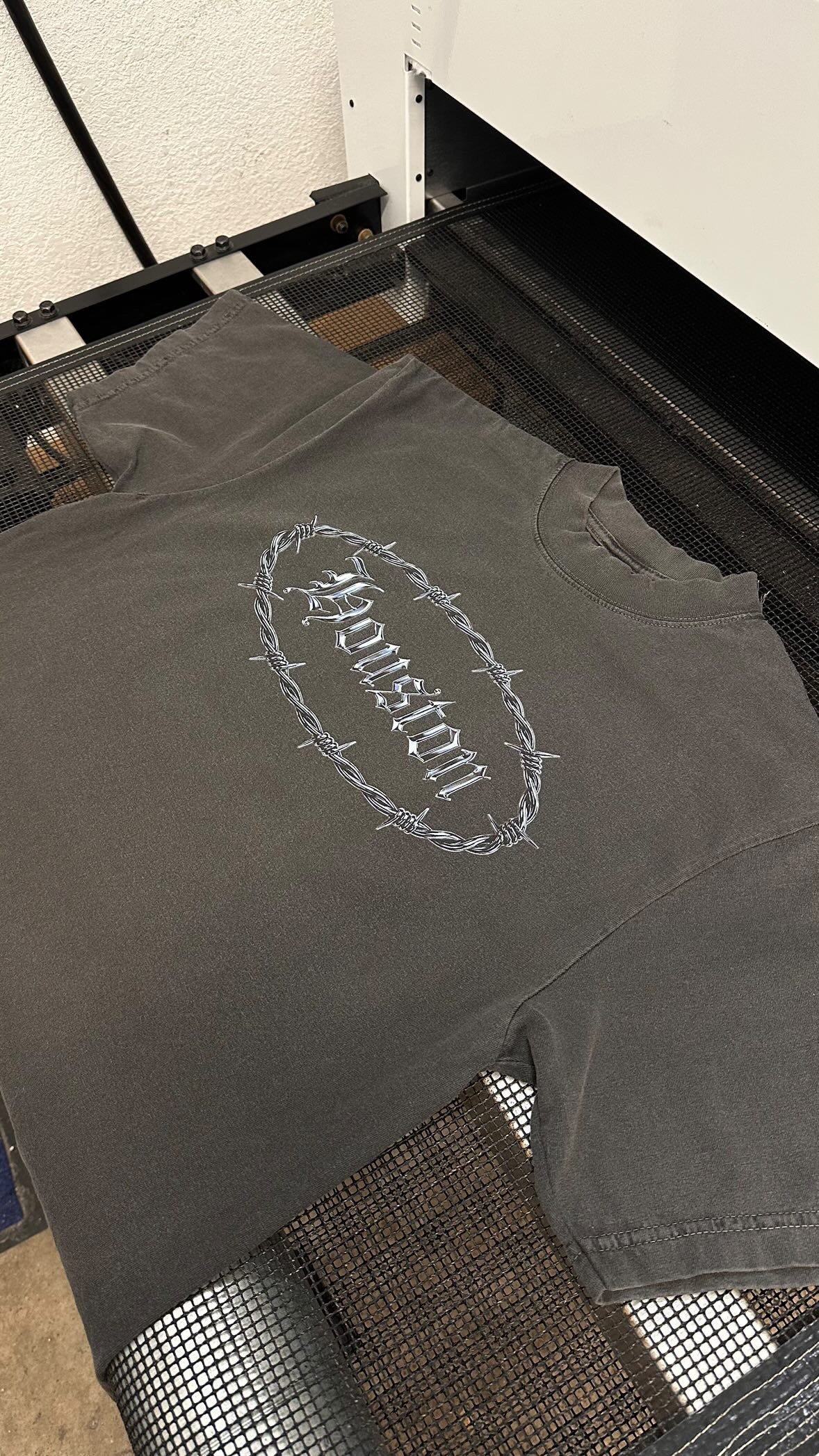 HOUSTON BARBED WIRE -TEE (SHADOW)